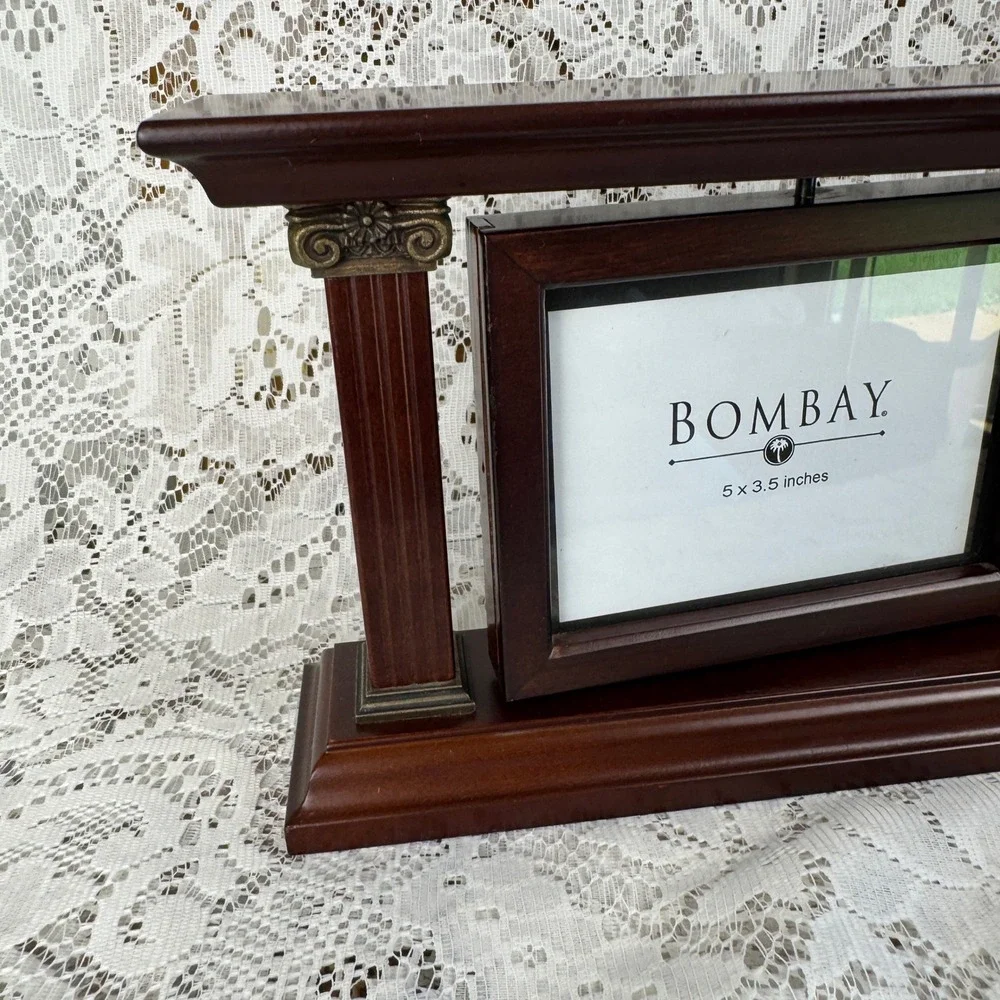 The Bombay Company decor bombay traditional